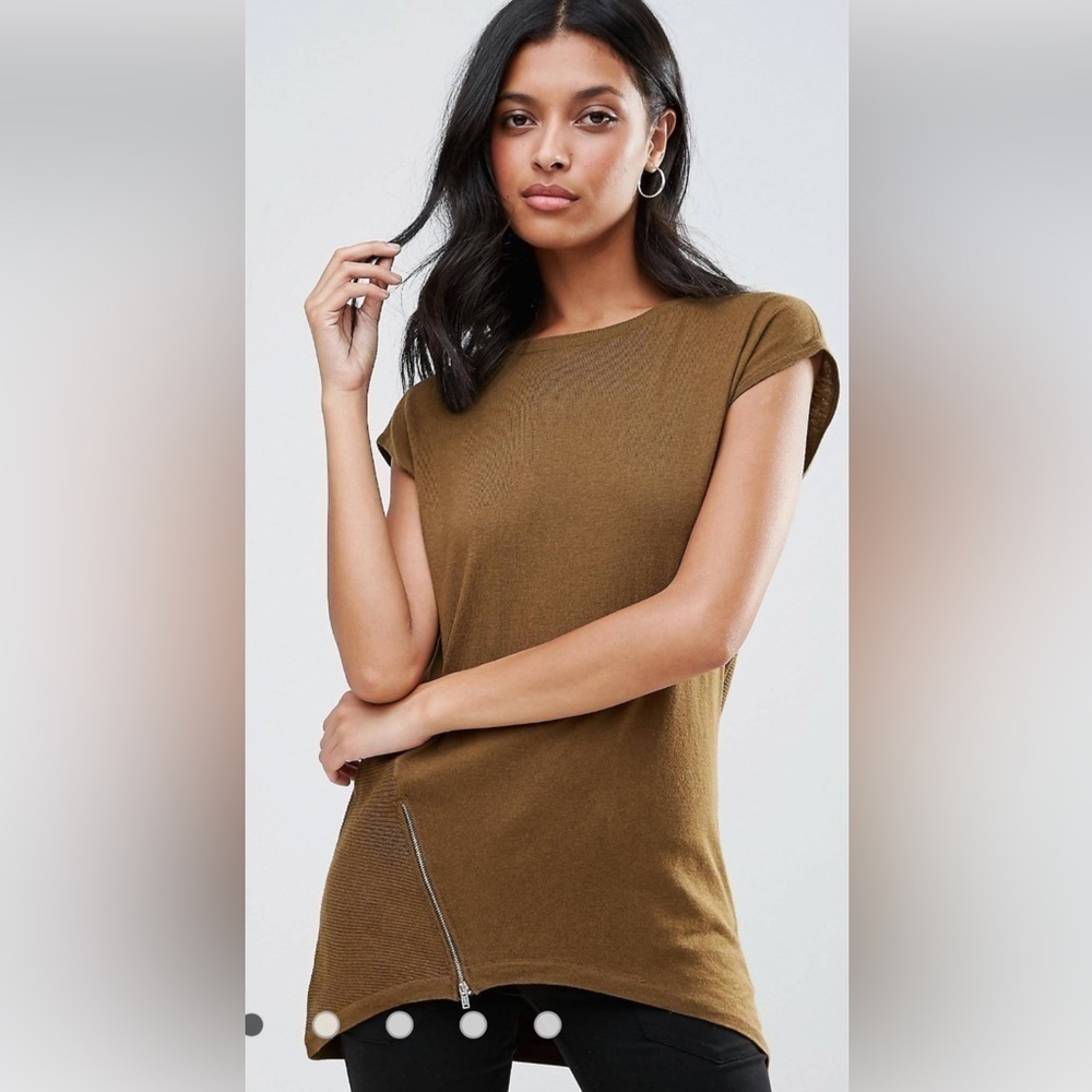 Warehouse oversized asymmetrical top size UK 16 (size 12 US)